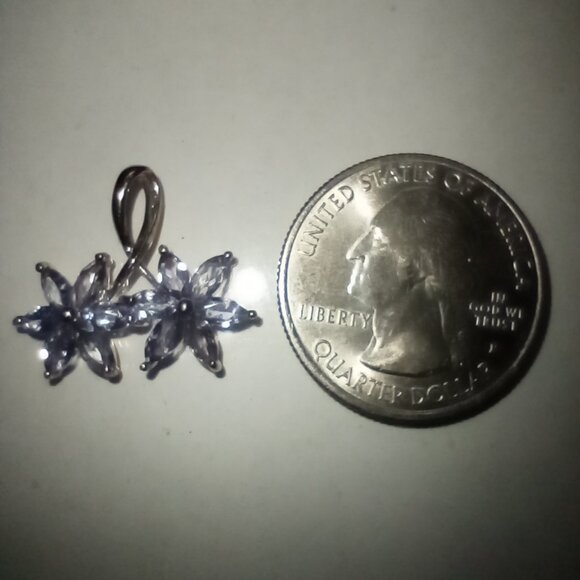 REDUCED!  10Kt White Gold 1.50ctw Marquise Tanzanite Flower Slide - Picture 2 of 4